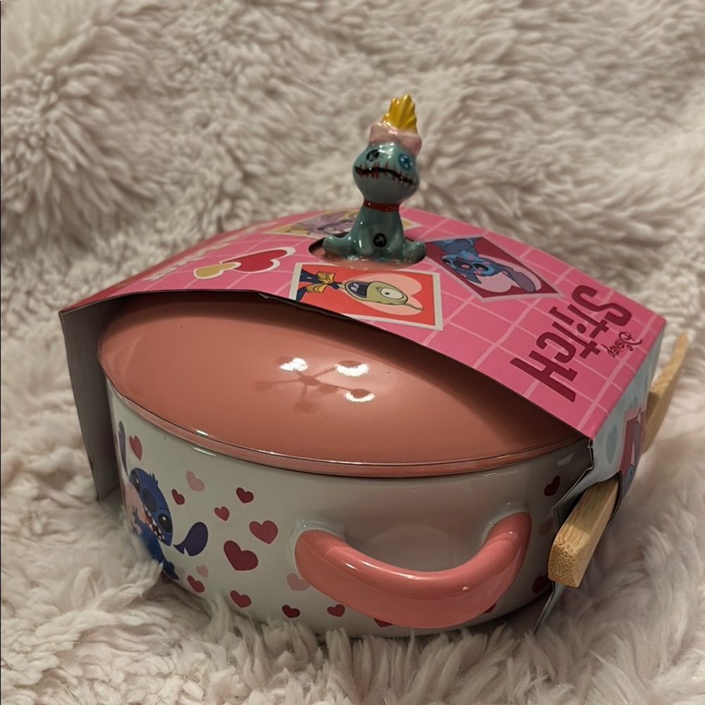 Stitch Heart Patterned Ceramic Brie Baker